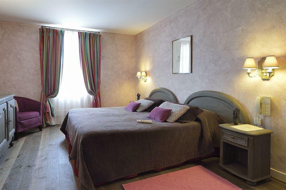 Mas De L'Oulivie Hotel Ле Бо дьо Прованс Екстериор снимка